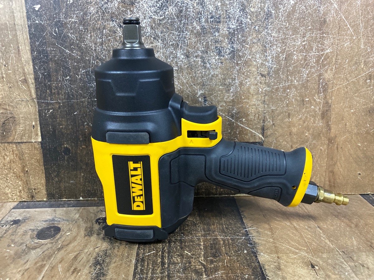 DEWALT DWMT70773 1/2 IN. HEAVYDUTY PNEUMATIC IMPACT WRENCH Like New Buya