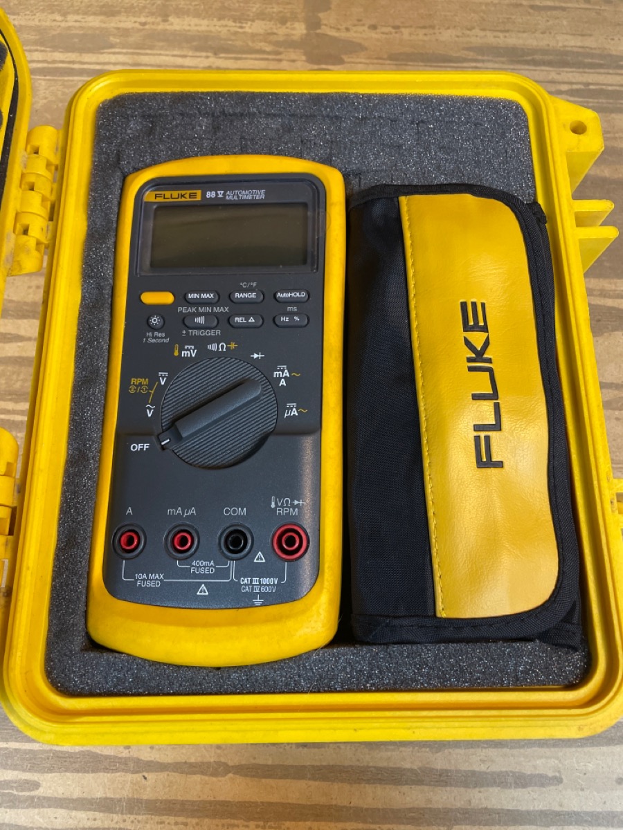 Fluke 885/A Automotive Multimeter Combo Kit FLUKE885/A KIT Very Good Buya