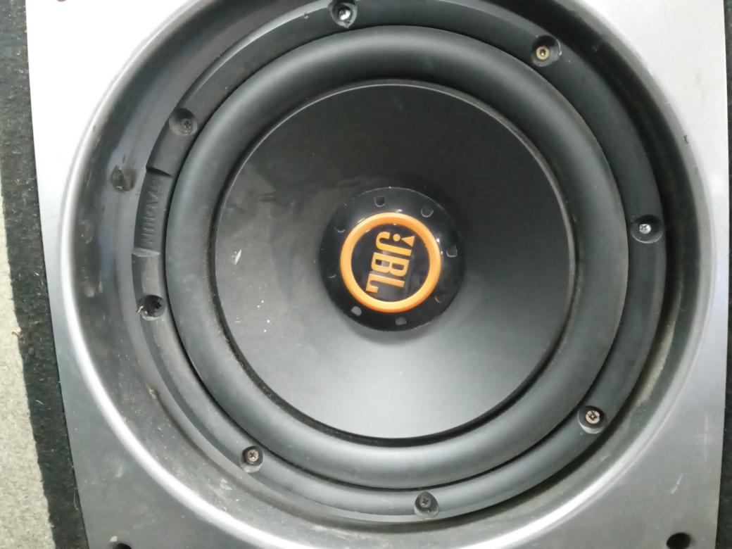 JBL 12'' SUBWOOFERS (TWO IN BOX) Good Buya