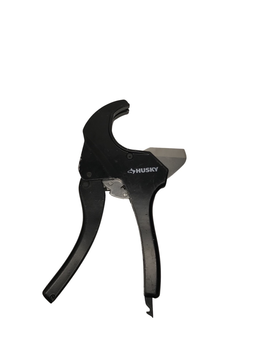SET OF 2 TOOLS HUSKY 2” RATCHETING PVC CUTTER AND HUSKY 14 IN. PIPE
