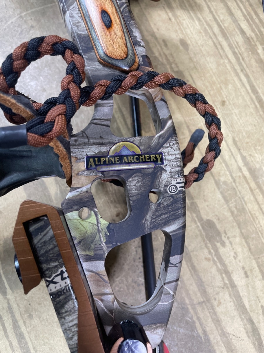 Alpine Archery Micro Stalker Compound Bow Good A1 Hawk