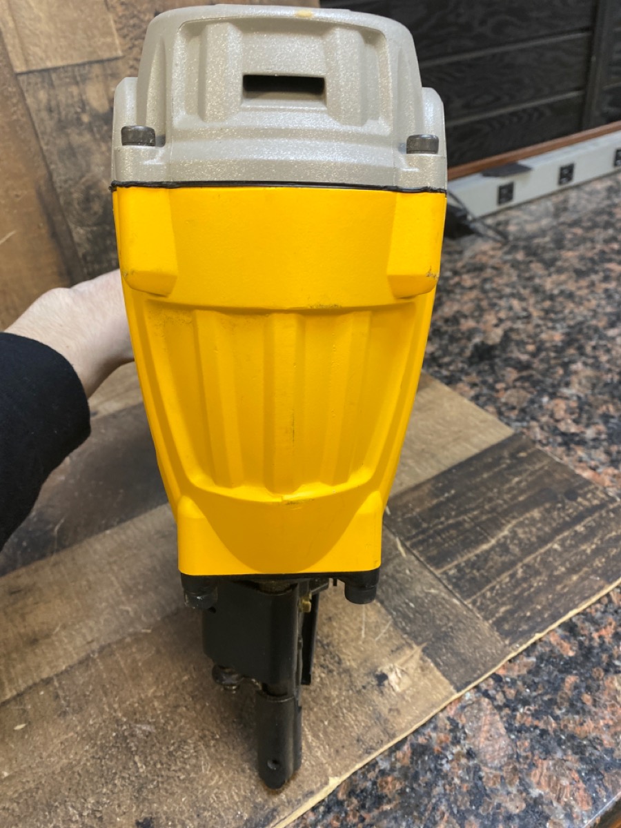 DEWALT DWF83PL PNEUMATIC FRAMING NAILER Very Good Buya