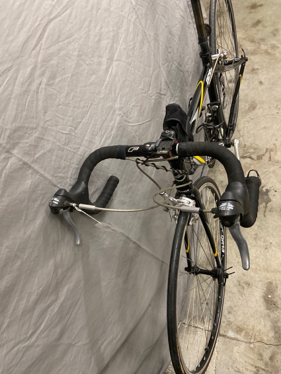 GIANT BICYCLES OCR 3 Like New Buya