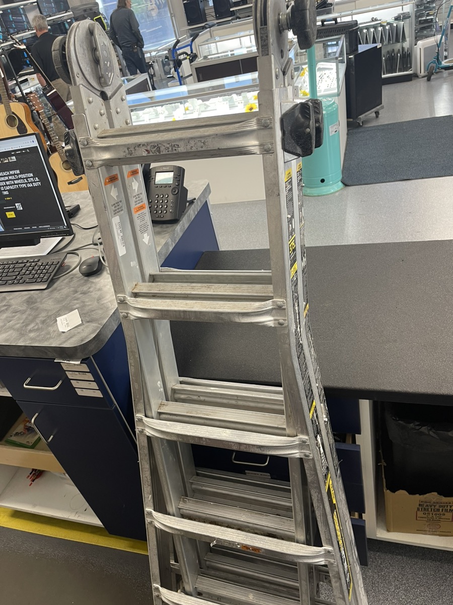 GORILLA LADDERS MPX22 22FT Good Buya