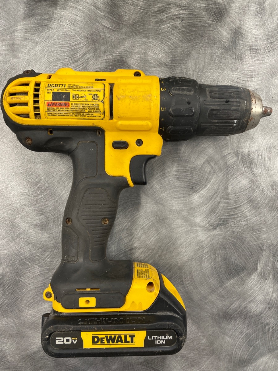 DEWALT DCD771 20V Cordless Drill Very Good | Capital Pawn | Salem | OR