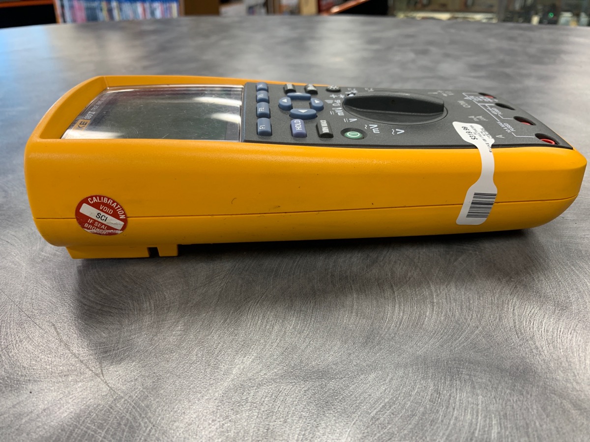 FLUKE 189 II TRUE RMS MULTIMETER WITH TEST LEADS Good Capital Pawn
