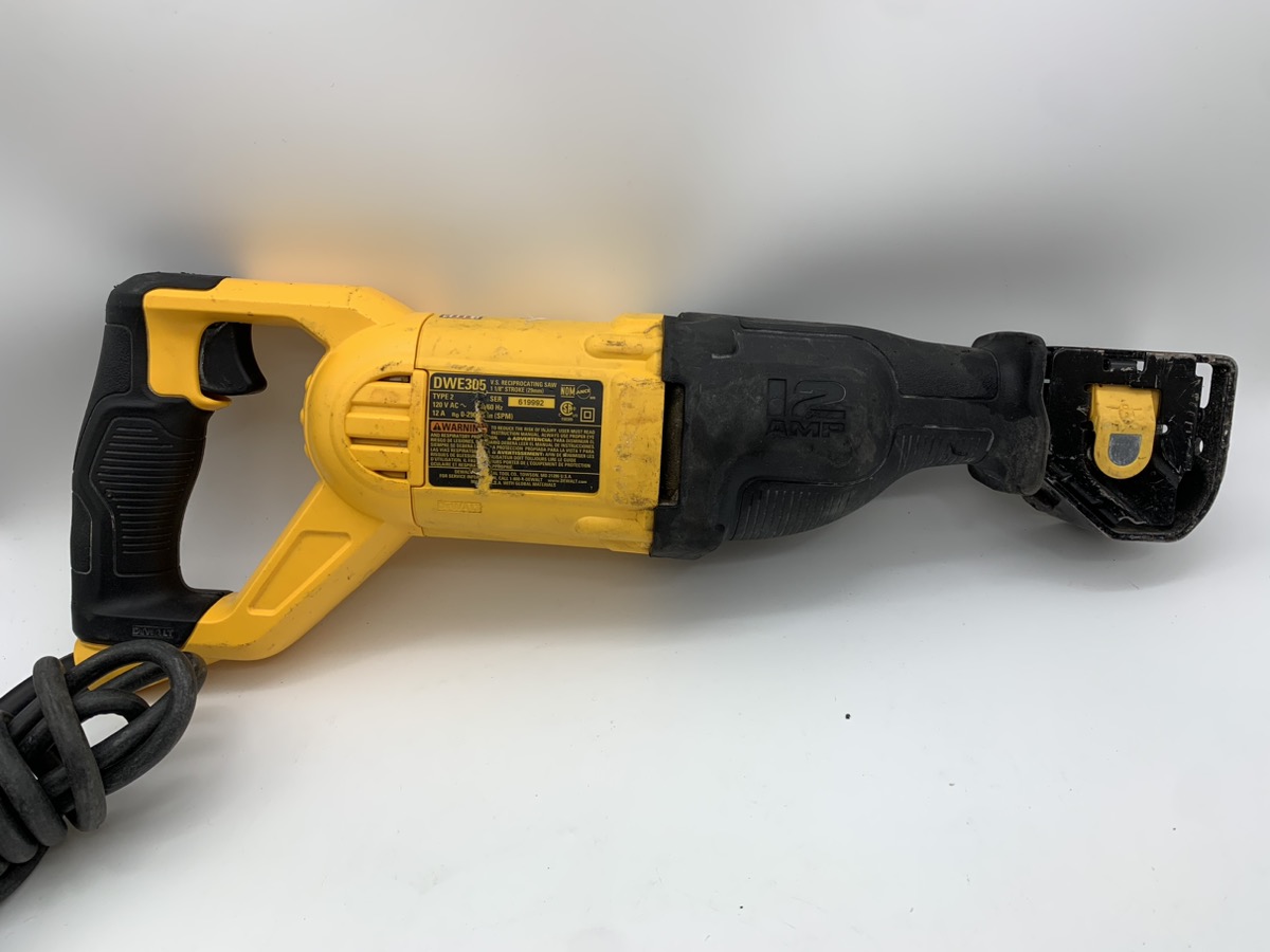 DEWALT DWE305 RECIPROCATING SAW Good | Sterling Holdings | Scottsdale | AZ