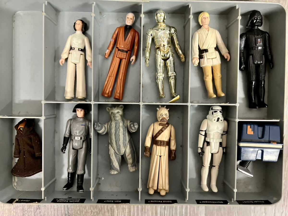 1977 Star Wars MiniAction Figure Collectors Case w/ 21 Figures Good Buya