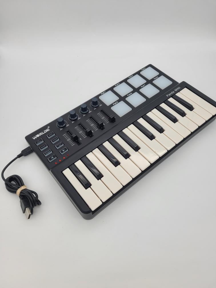 WORDLE PANDA MINI MIDI KEYBOARD Good | Buya