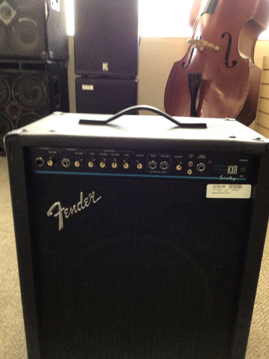 FENDER KXR SIXTY EXTENDED RANGE KEYBOARD AMP. GREAT TONE, REVERB. Very