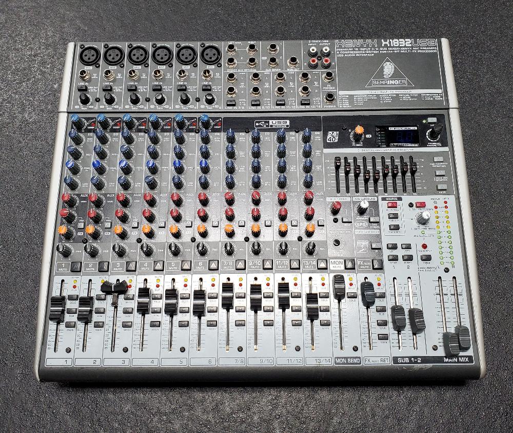 BEHRINGER XENYX X1832 USB *CHANNEL 3 SLIDER BROKEN OFF & CHANNEL 4