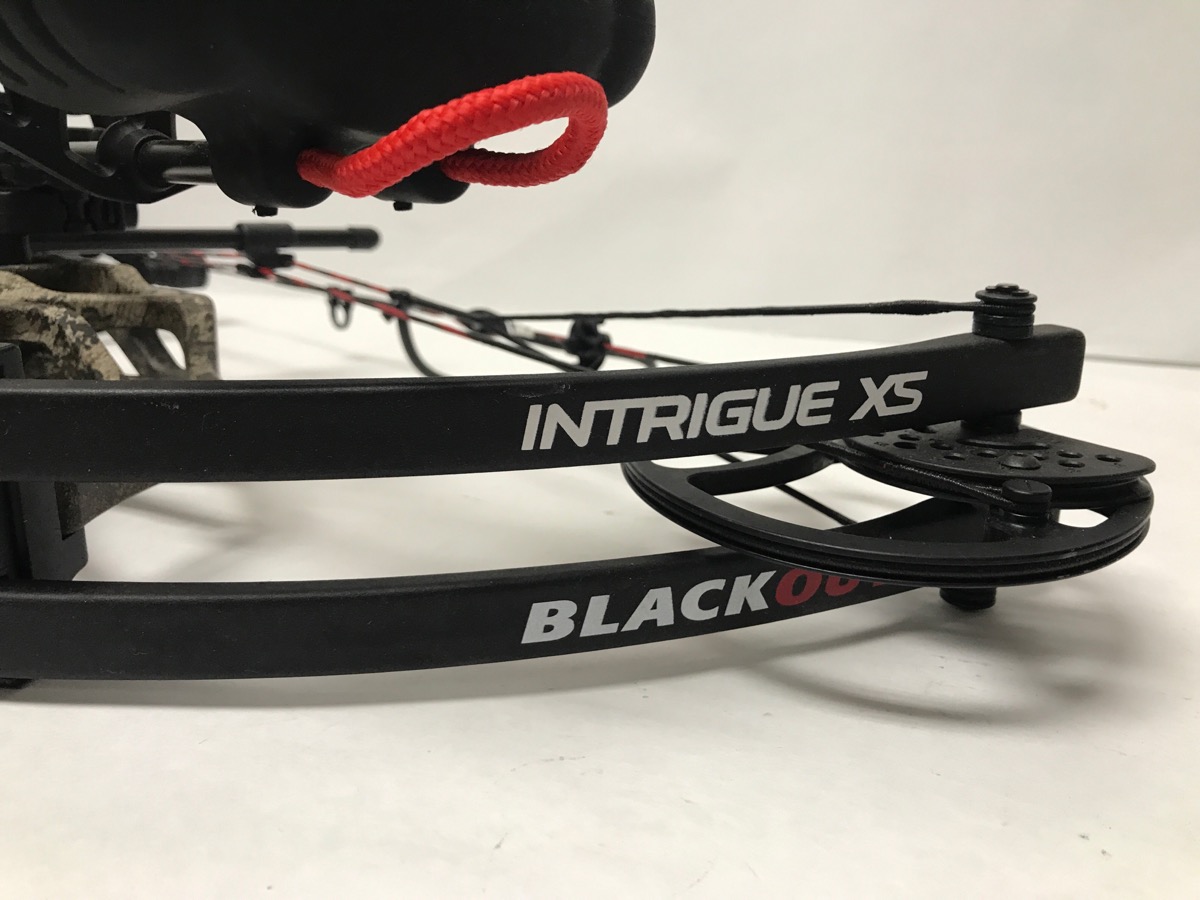 BLACKOUT TACTICAL INTRIGUE XS COMPOUND BOW (meels) Very Good Buya