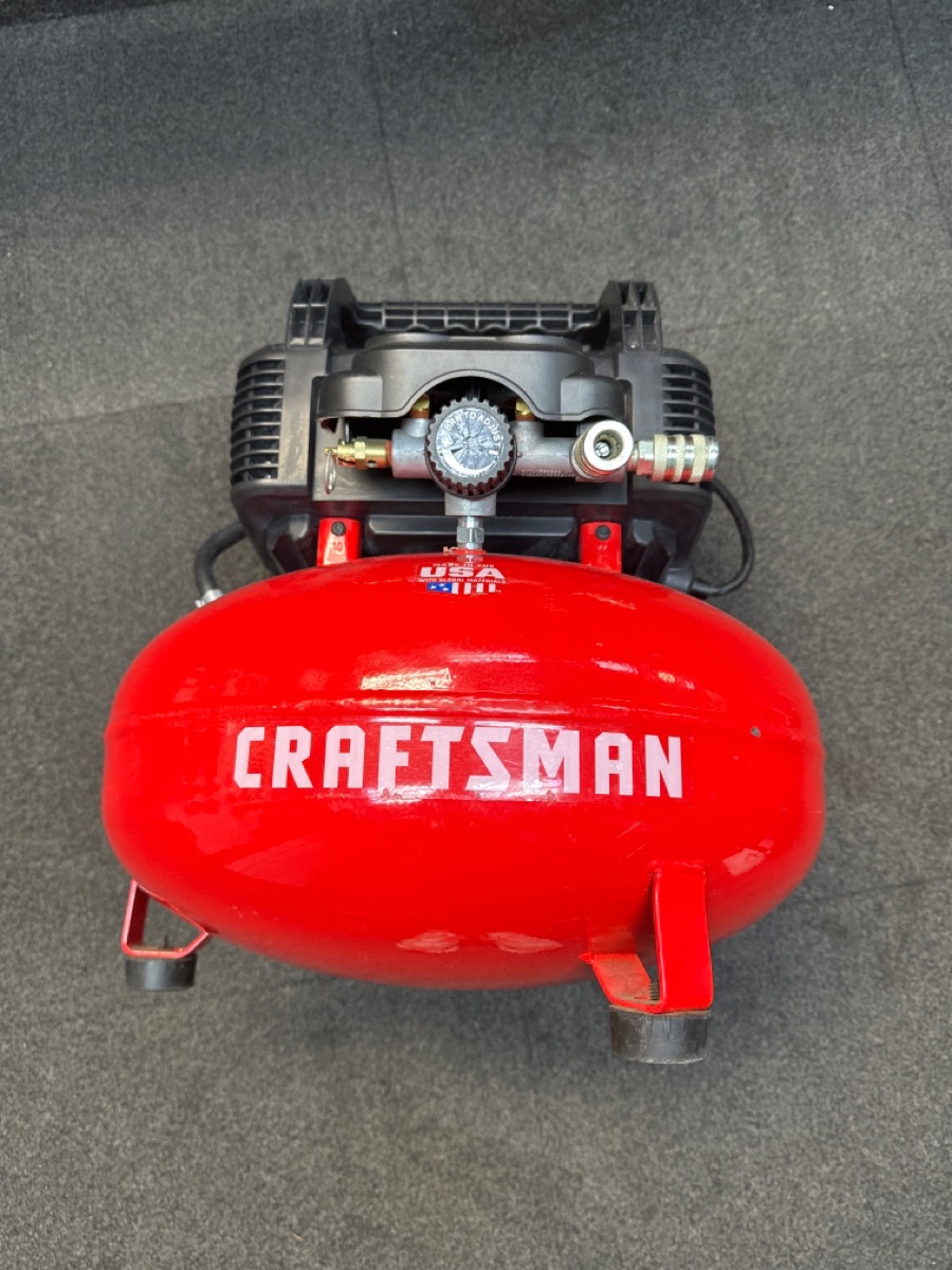 Craftsman 6 gal Pancake Portable Air Compressor 150 psi 0.8 HP Very