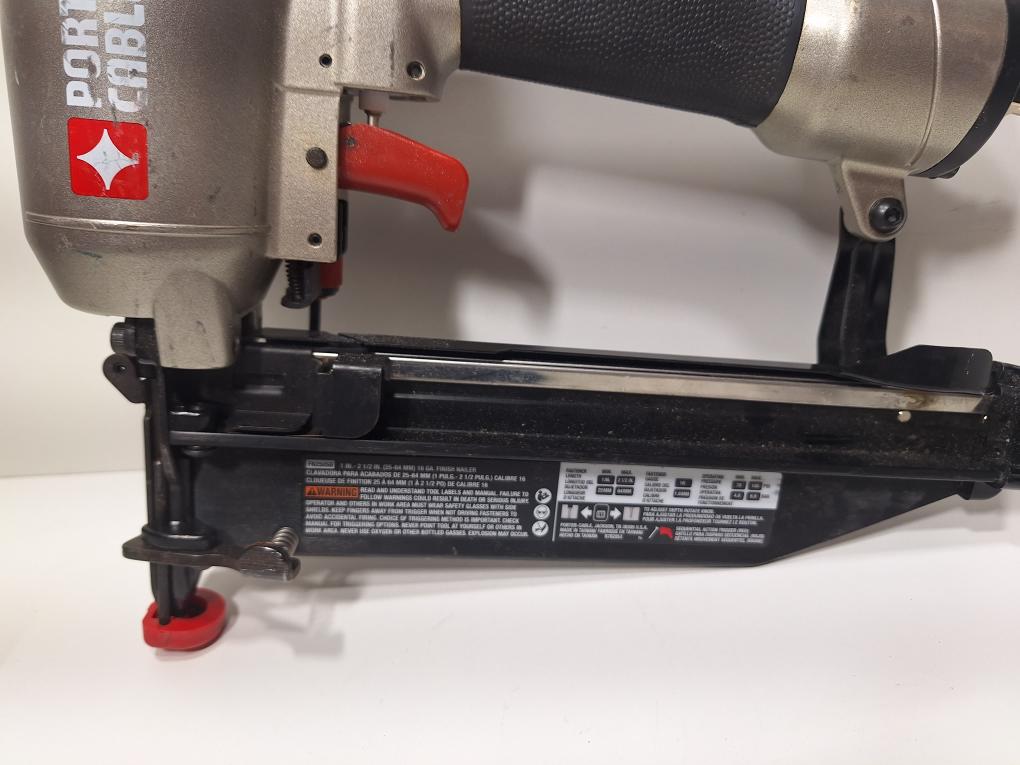 PORTER CABLE 1"2 1/2" 16GA FINISH NAILER Very Good Pawn 1 Spokane WA