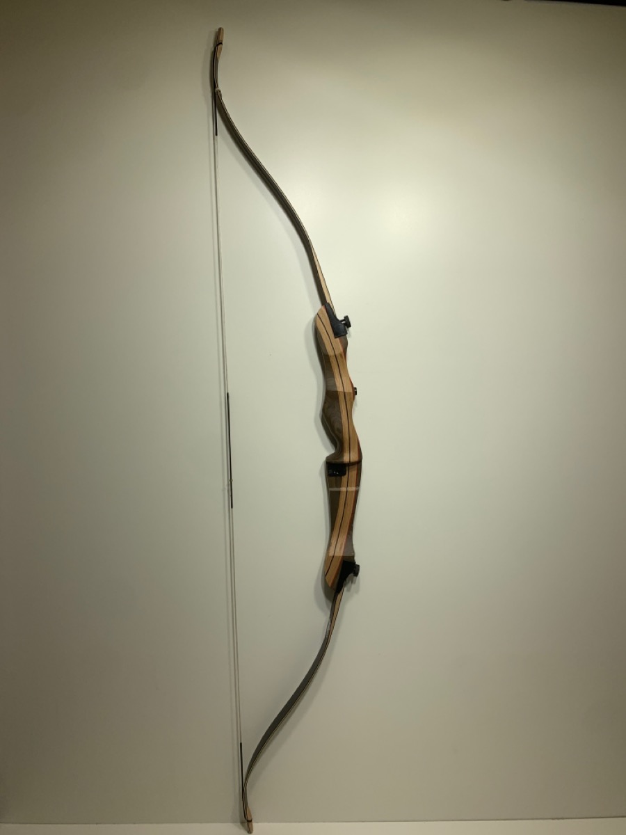 Fleetwood Archery recurve bow Very Good Pawn 1 Spokane WA