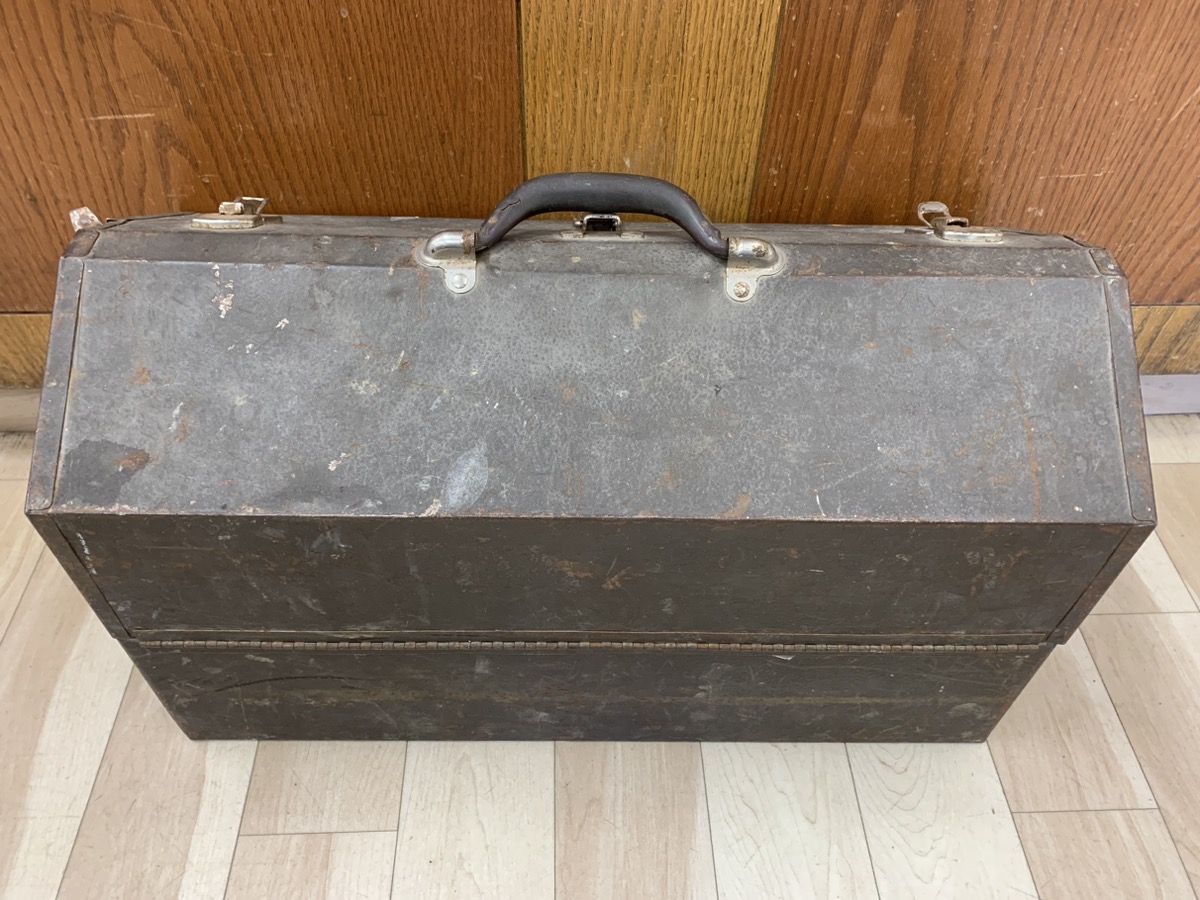 Vintage Kennedy No.1022 Cantilever Style Tool or Hobby Box 22