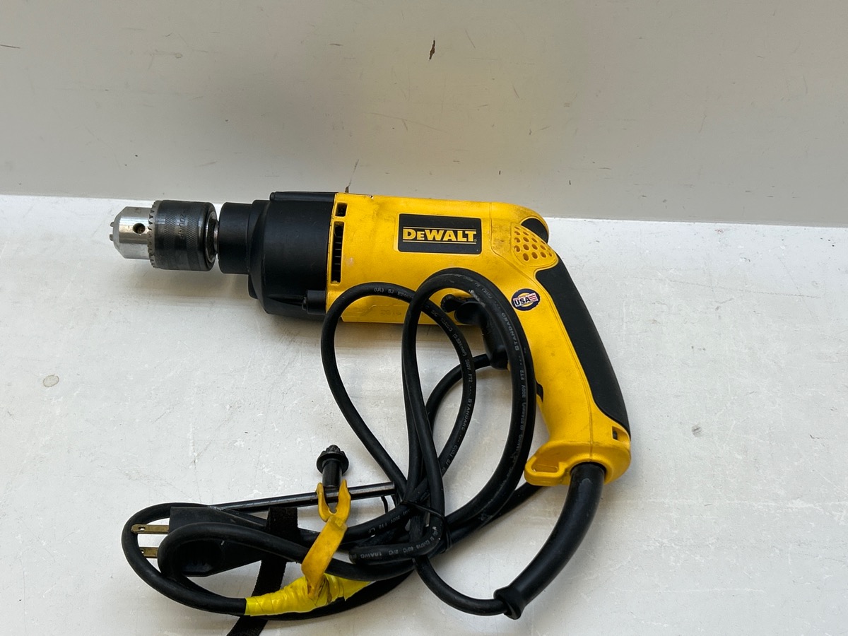 DeWalt DW511 1/2" VSR Single Speed Hammer Drill Corded Electric Tool