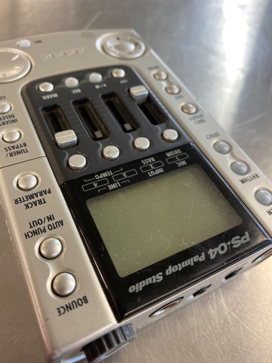 ZOOM PS04 Palmtop Studio Portable MultiTrack Recorder Good Buya