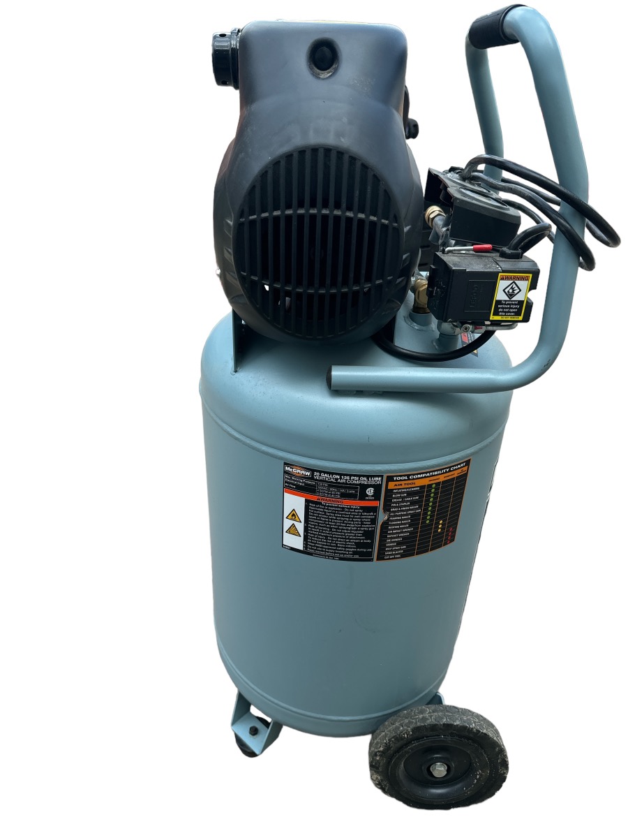 MCGRAW 20 GALLON AIR COMPRESSOR 135PSI 1.5 RUNNIGBN HOURS ELECTRIC