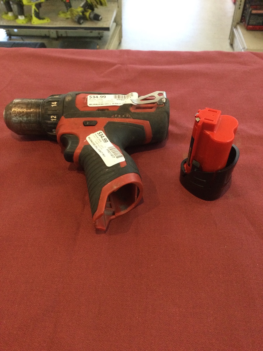 Milwaukee 12V Drill/ Driver Model 2407-20