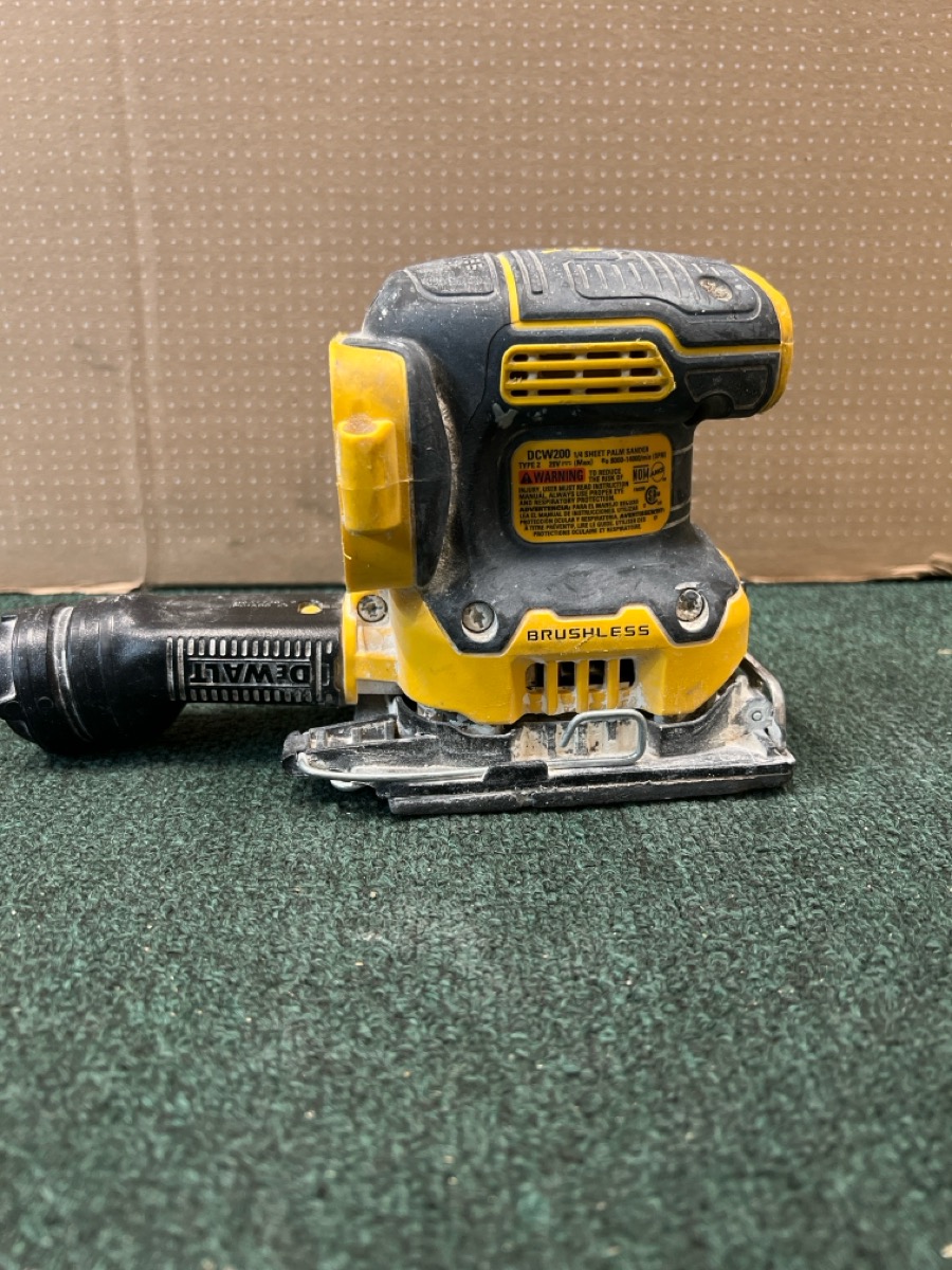 DEWALT DCW200 20V MAX Brushless XR Cordless 1/4 Sheet Palm Sander TOOL