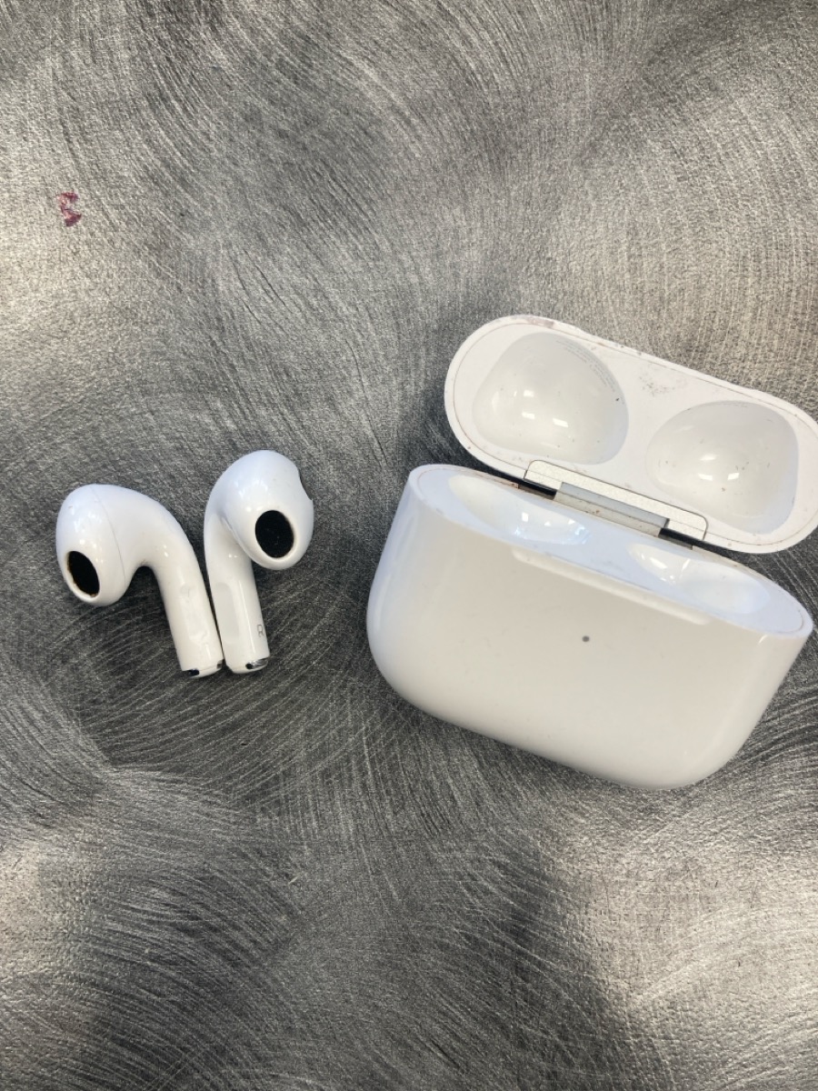 APPLE AIRPODS MPNY3AM/A 3RD GEN - A2565 Good | Pawn 1 | Spokane | WA