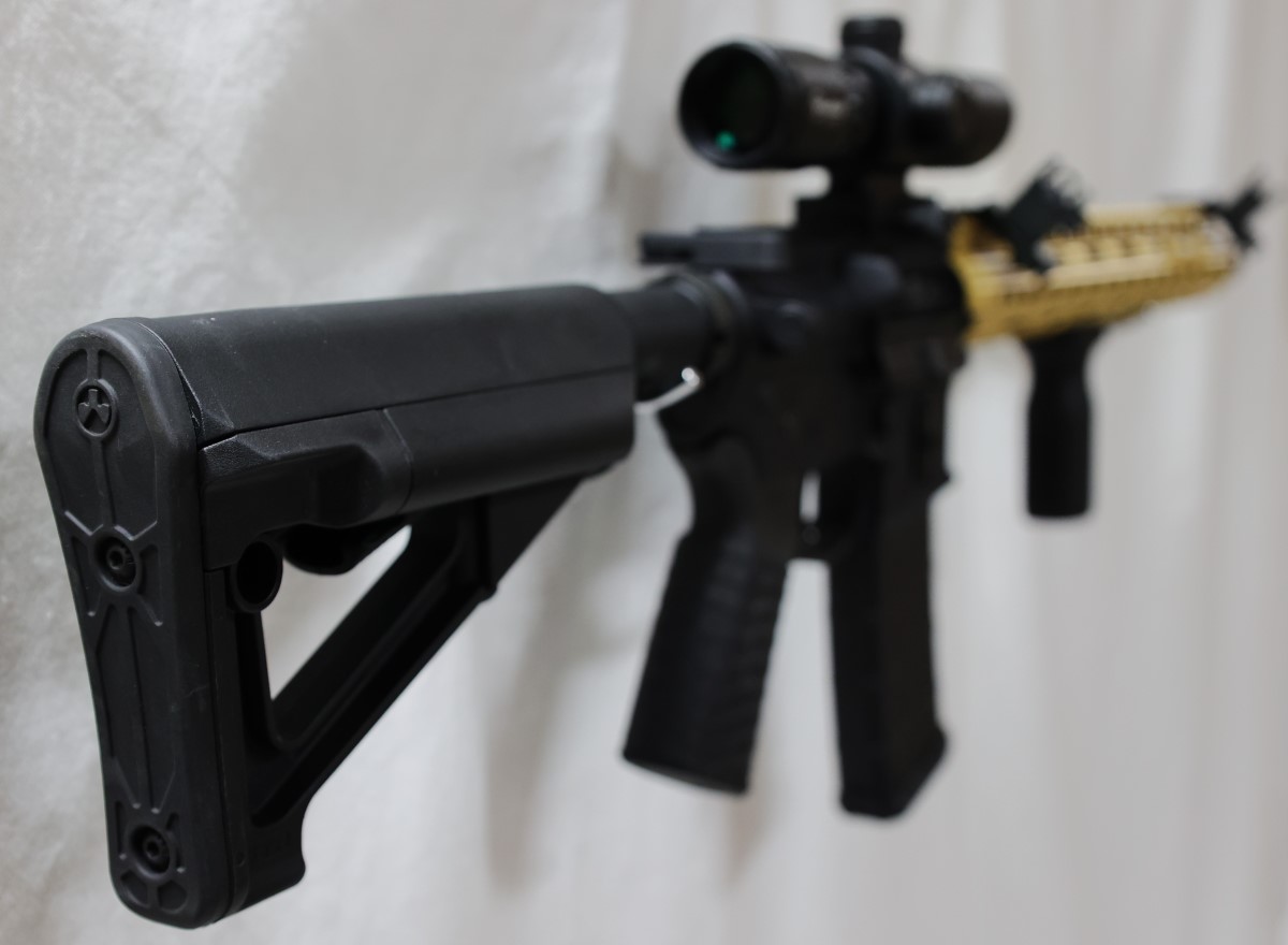 Savage MSR15 SemiAuto Rifle Firefield Red Dot, Very Good