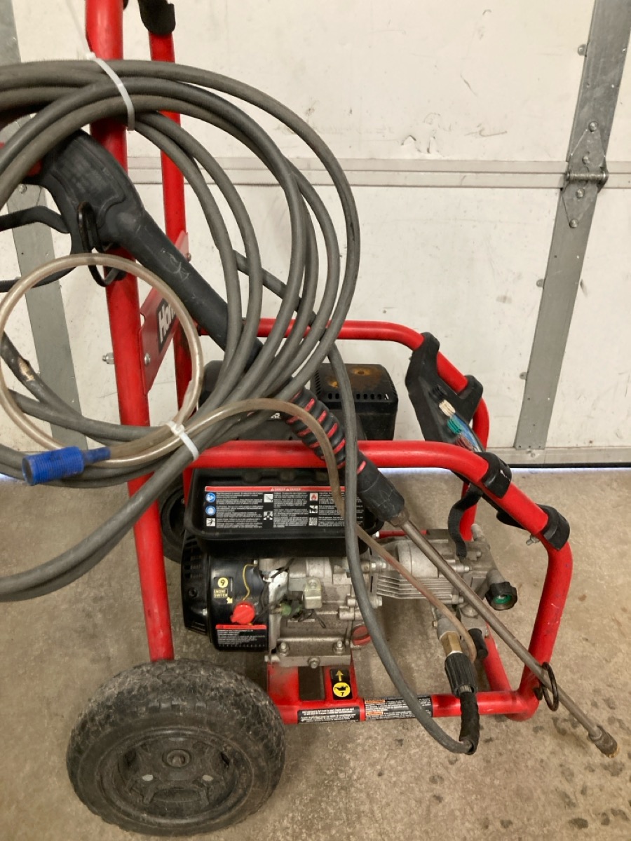 HOMELITE 2700 PSI 2.3 GPM PRESSURE WASHER Very Good | Pawn 1 | Spokane | WA