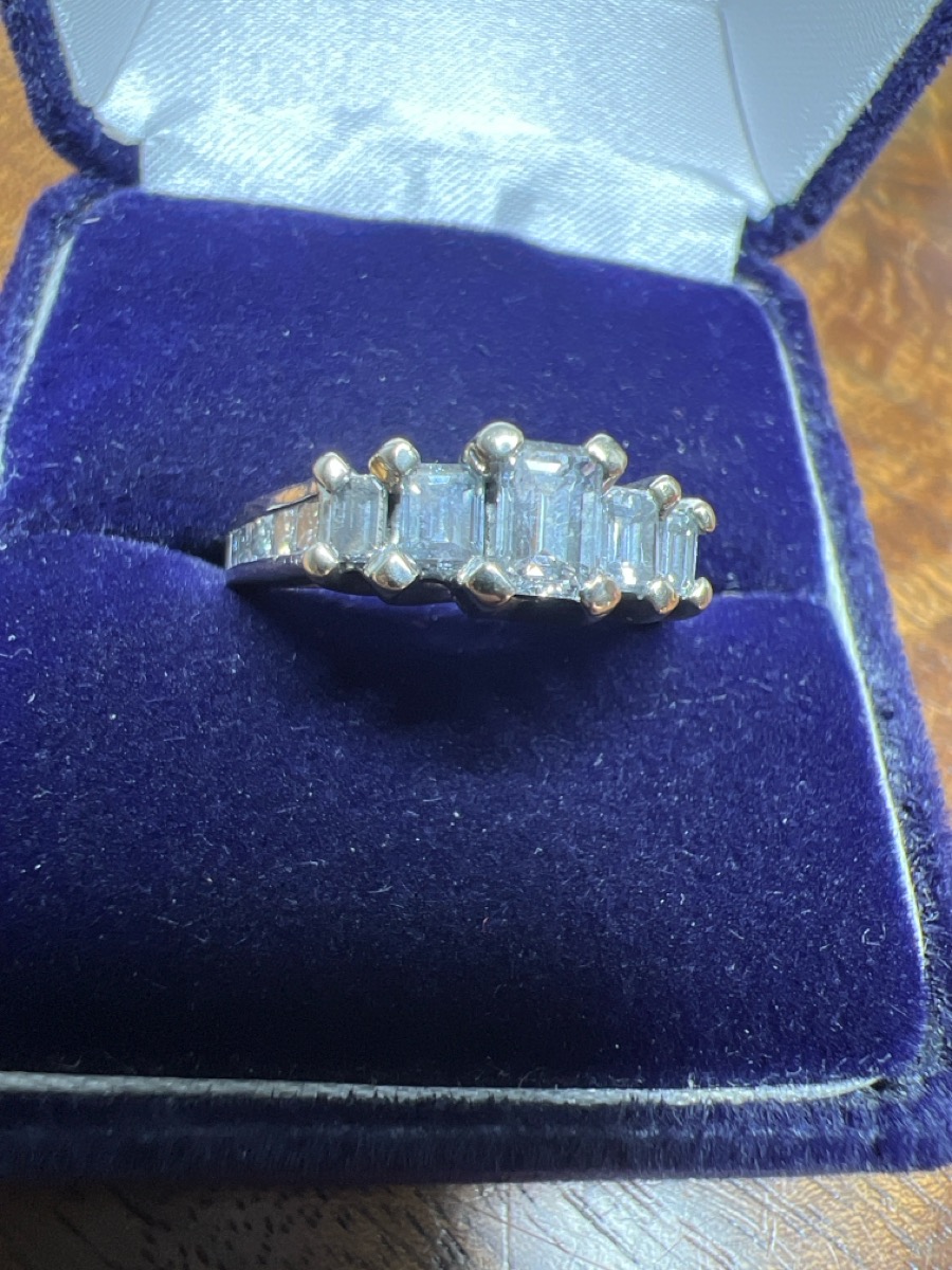 Lady's Diamond Cluster Ring 15 Diamonds 1.30 Carat T.W. 14K White