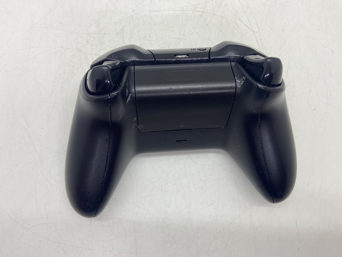 Microsoft Xbox One Wireless Controller Model 1537 Black Very Good