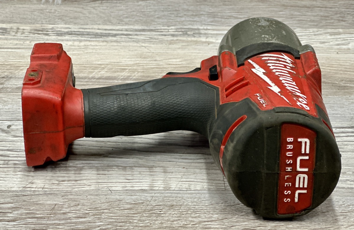 Milwaukee 276320 M18 Fuel 1/2" High Torque Impact Wrench Good Buya