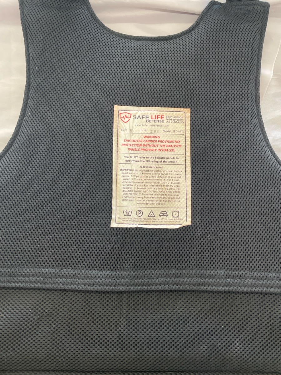 Safe Life Defense Vest SLDMTC Level IIIA Size Medium Read Description