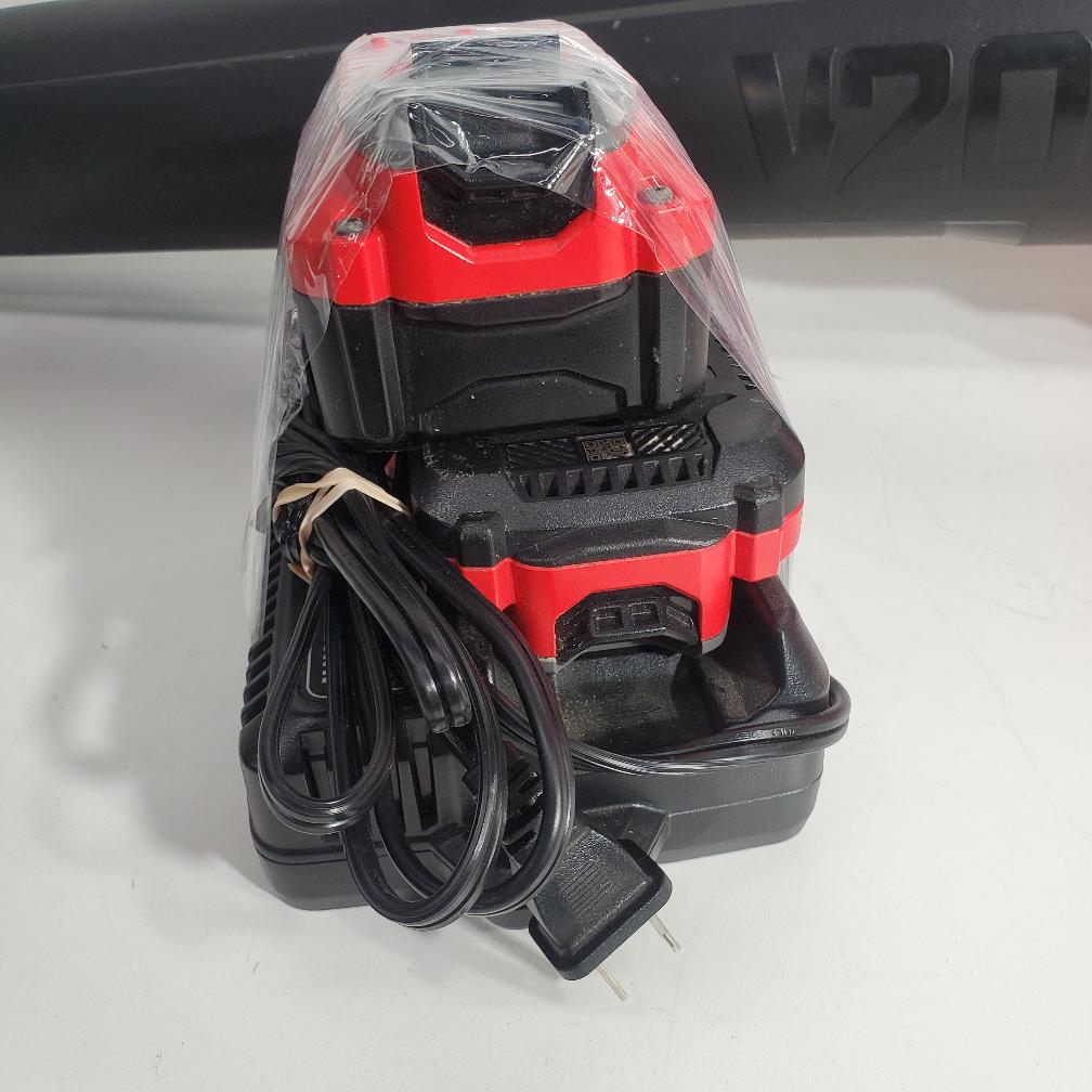 CRAFTSMAN CMCBL700.20V RED BLOWER W/2 BATT/CHARGER Very Good Pawn 1