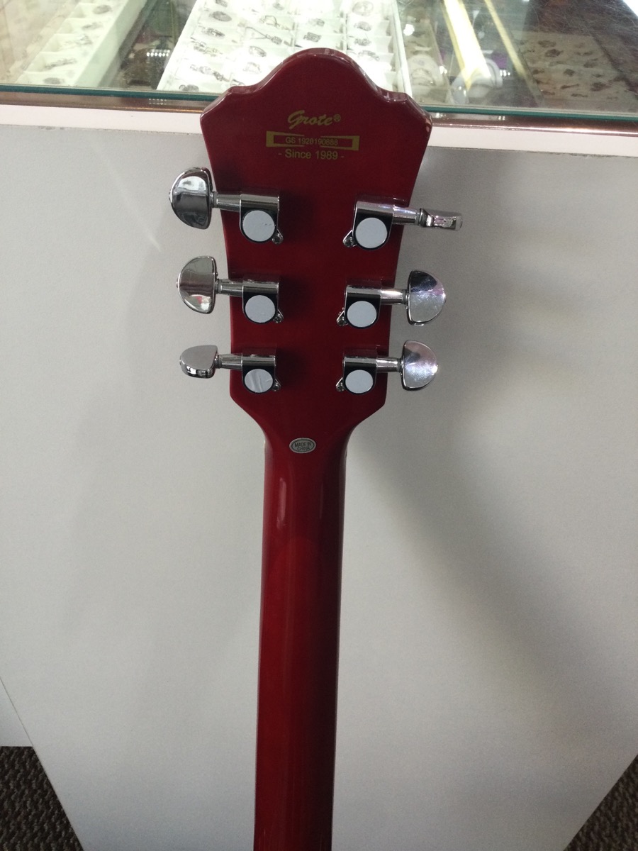 GROTE HOLLOW BODY GUITAR Very Good Buya