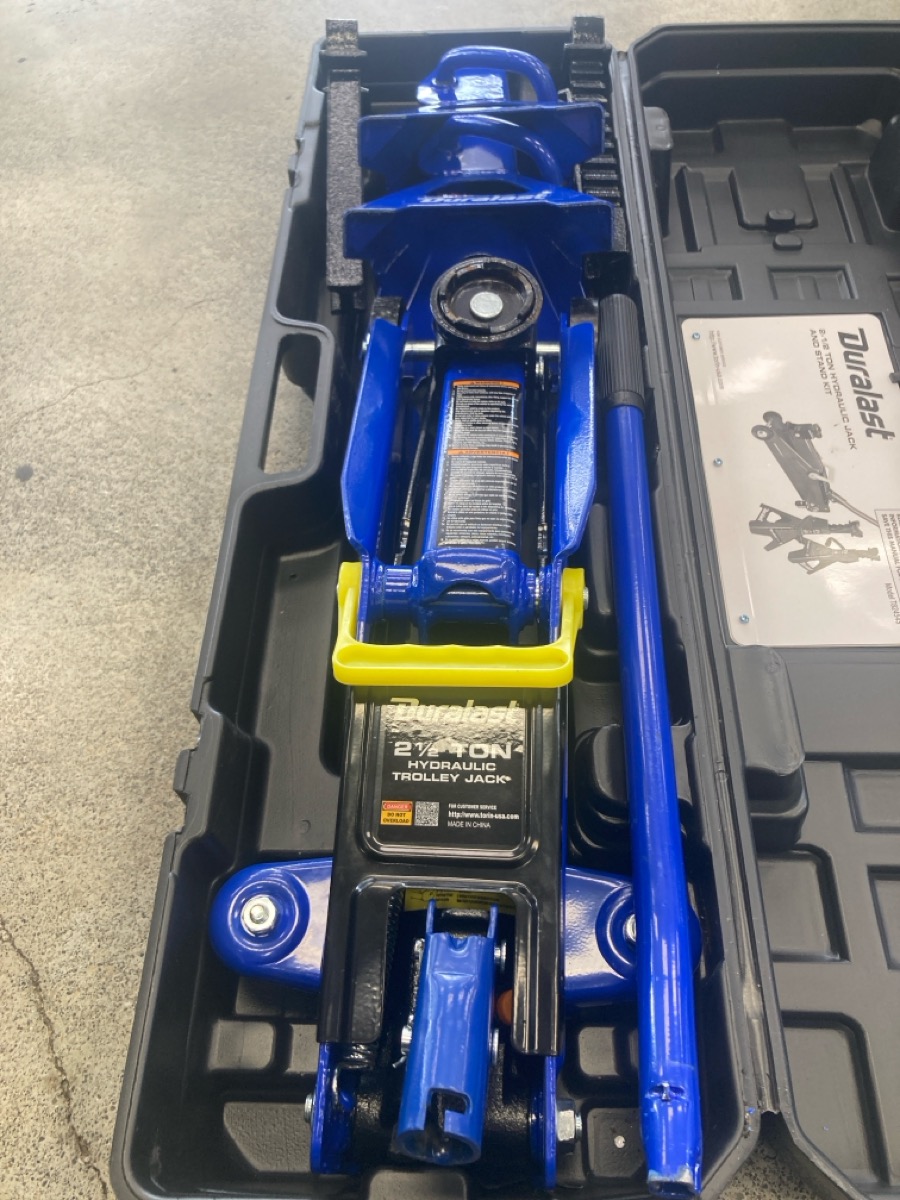 DURALAST 2 1/2 TON FLOOR JACK Very Good Pawn 1 Spokane WA