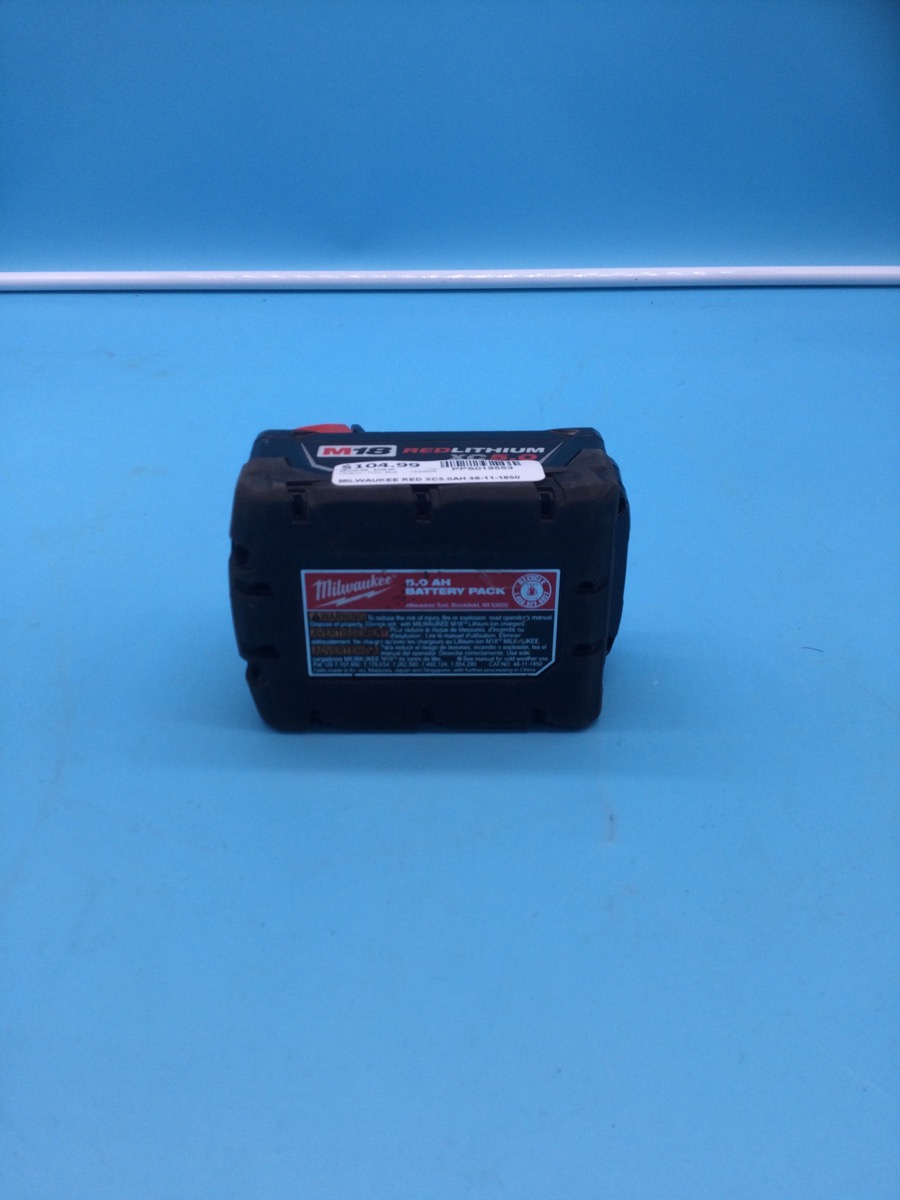 Milwaukee Battery 18V Model 48-11-1850R photo 4