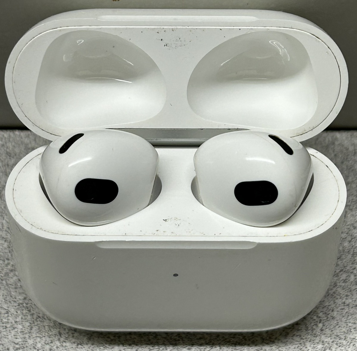 APPLE AIRPODS A2897 3RD GEN Good | Capitol City Pawn & Jewelry | Topeka ...