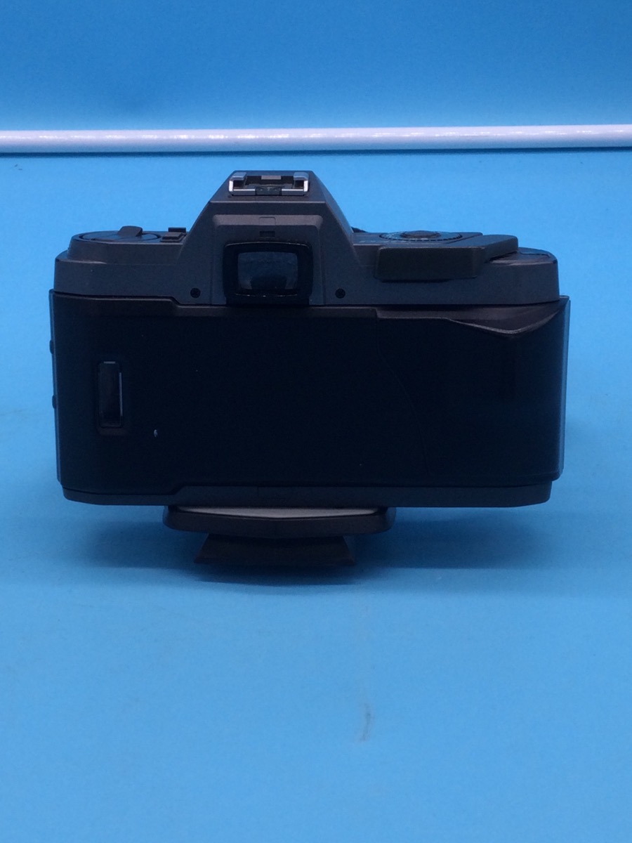 Unreadlet People Know If You've Sold Your Item: Pentax Camera P30 photo 3