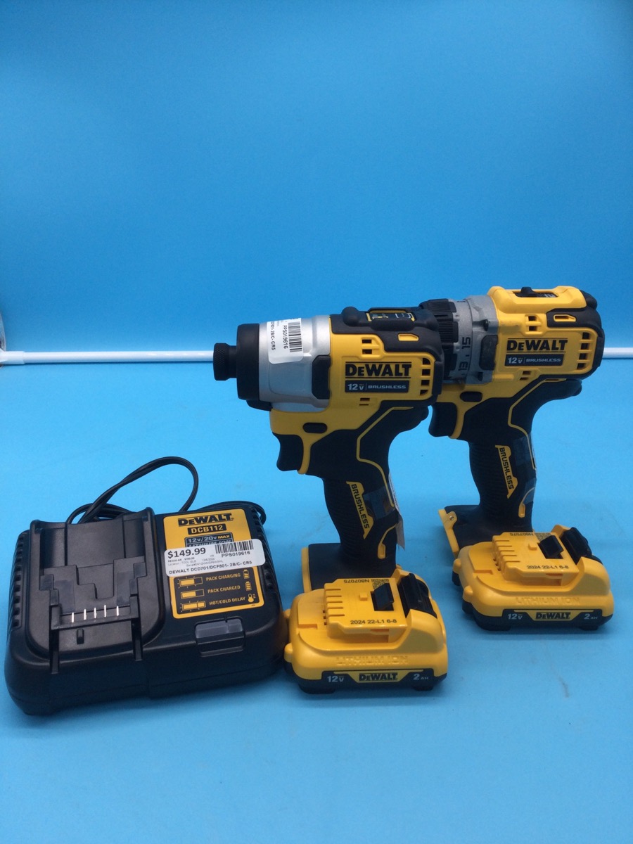 Drill DeWalt Model DCD701/DCF801