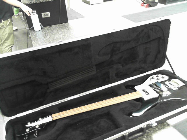 RICKENBACKER 4003 BASS W/HARD CASE Like New | Buya Canada
