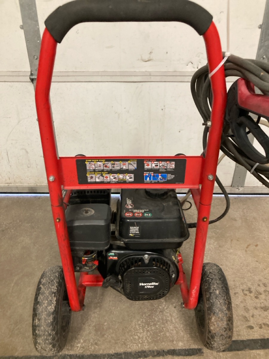 HOMELITE 2700 PSI 2.3 GPM PRESSURE WASHER Very Good Pawn 1 Spokane WA