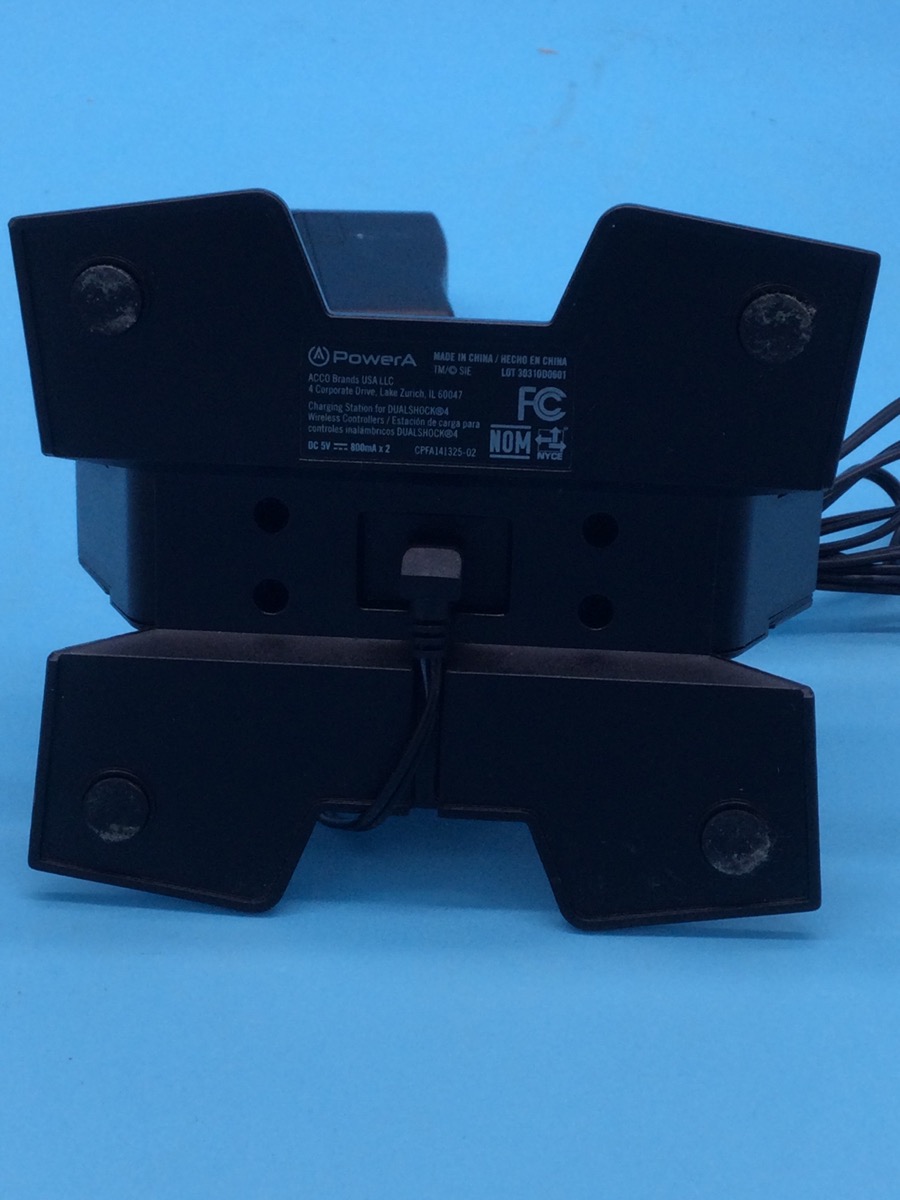 Powera Dualshock 4 Charging Station Battery & Charger photo 3