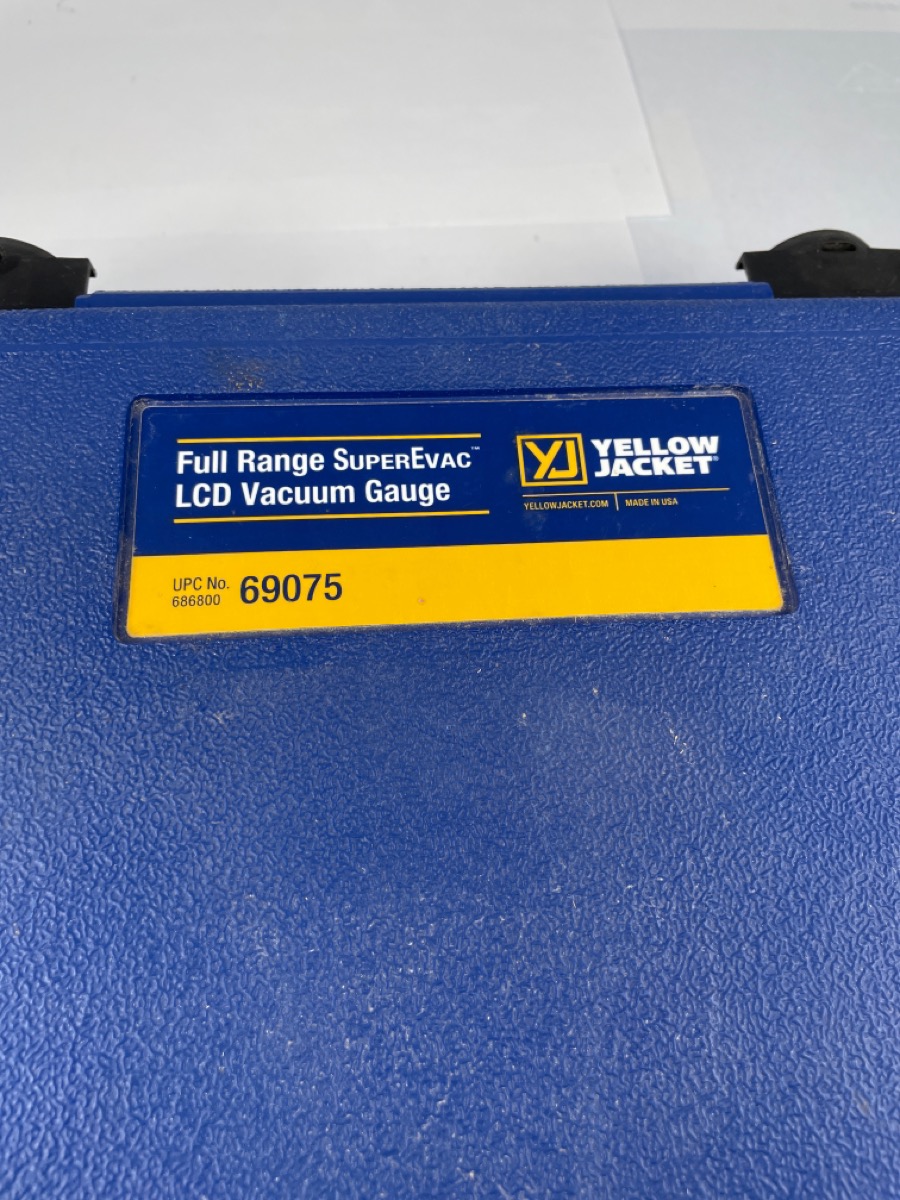 YELLOW JACKET 69075 SUPEREVAC FULL RANGE LCD MICRON GAUGE (al) Very