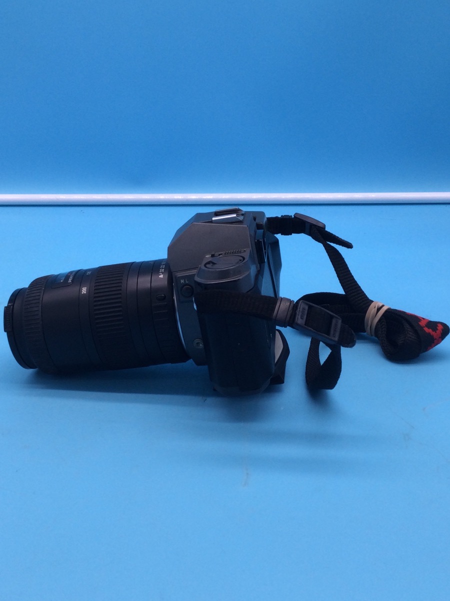 Unreadlet People Know If You've Sold Your Item: Pentax Camera P30 photo 2