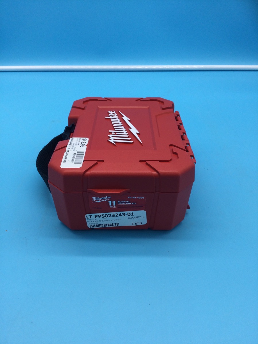 Milwaukee 11PC Hole Saw Kit Model 49-22-4020 Used photo 3