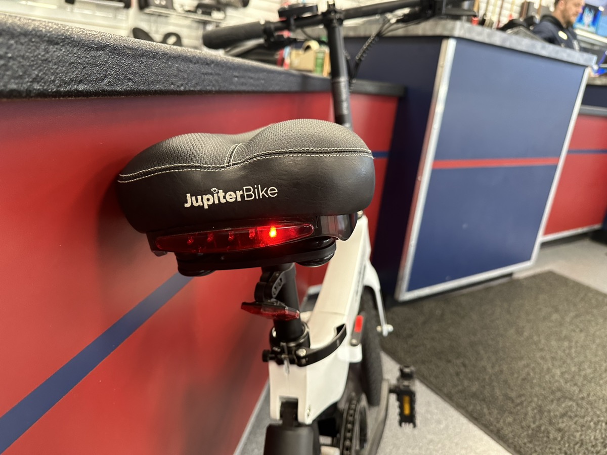 Jupiter Discovery X5 Folding Electric Bike w/power supply Good Pawn 1 Spokane WA