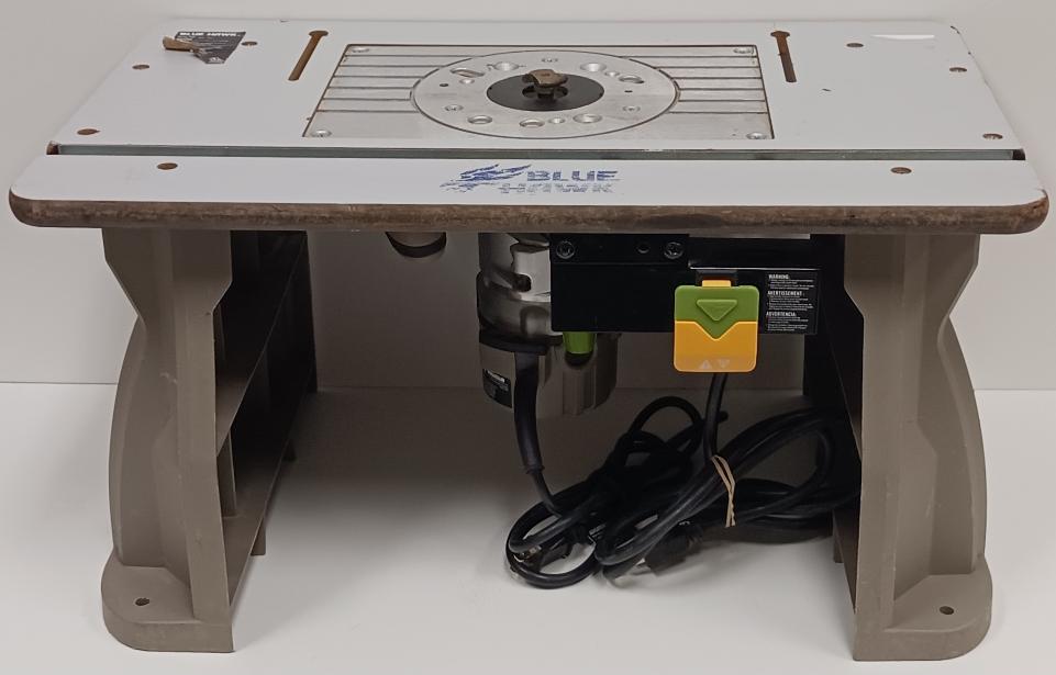 BLUE HAWK ROUTER TABLE 1034 Buya