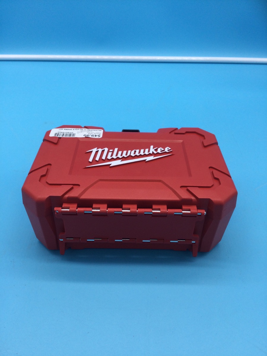 Milwaukee 11PC Hole Saw Kit Model 49-22-4020 Used photo 2