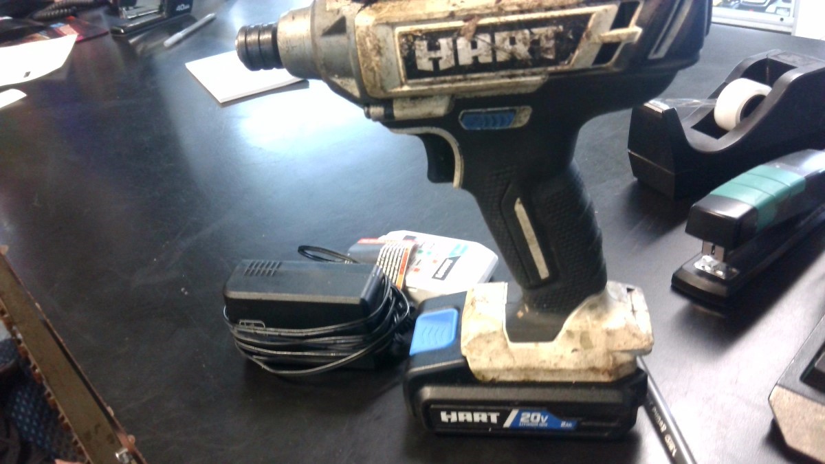 Hart 20V HPID01 Impact Wrench with 2Ah Battery & Charger