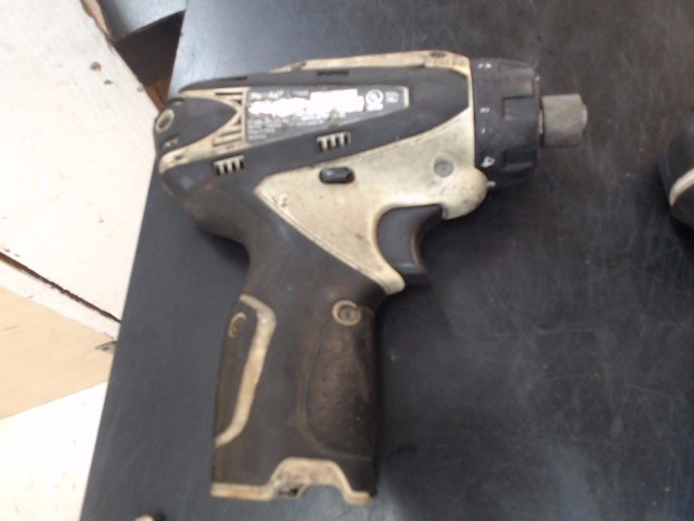 Makita Drill & Driver Set 12V, 3 Batts, Charger photo 5